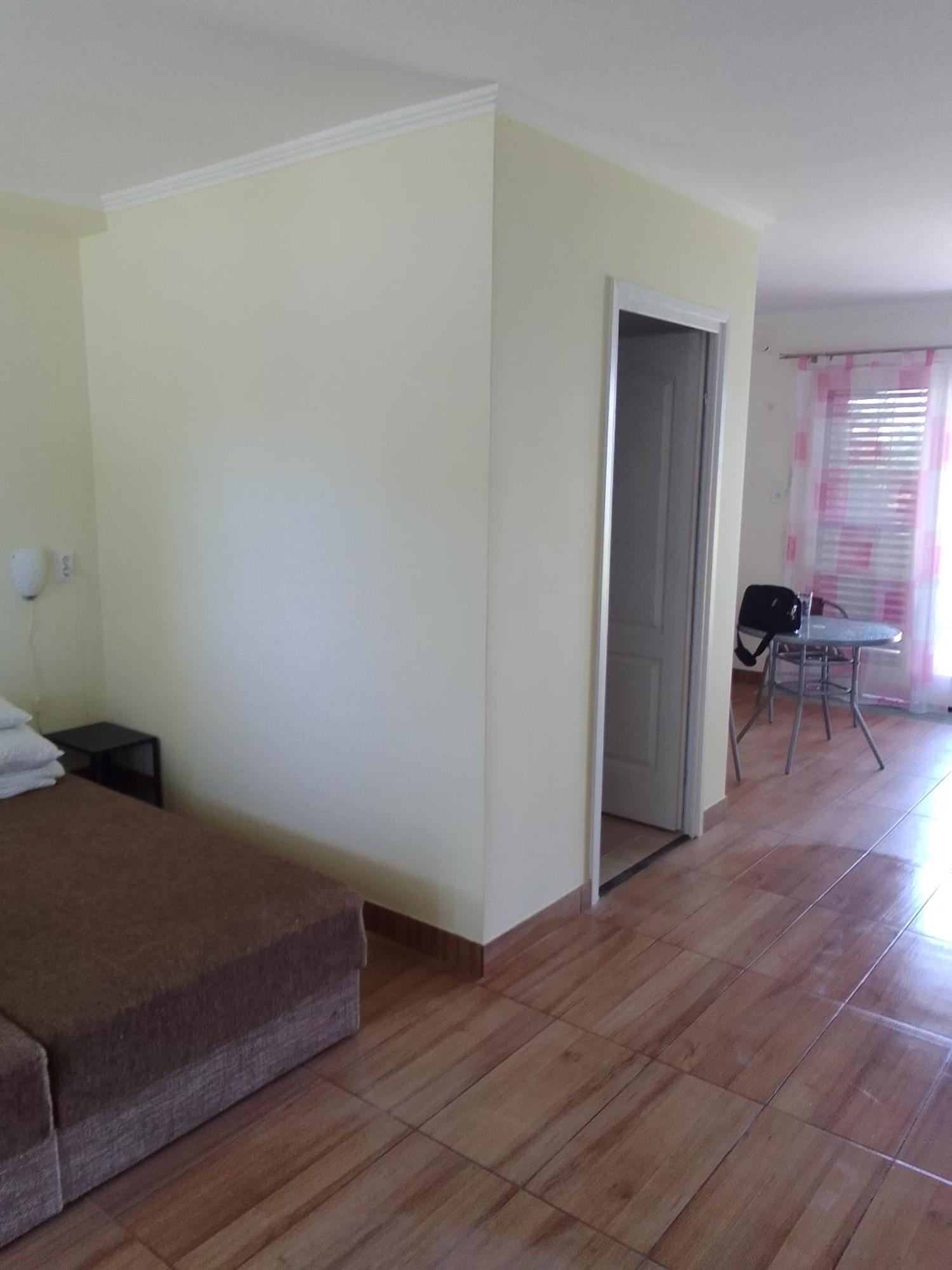 Vízparti apartmanok Szántód Kültér fotó
